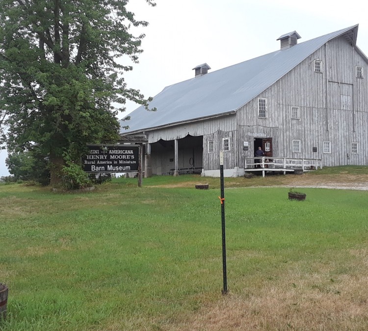 south-amana-barn-museum-photo